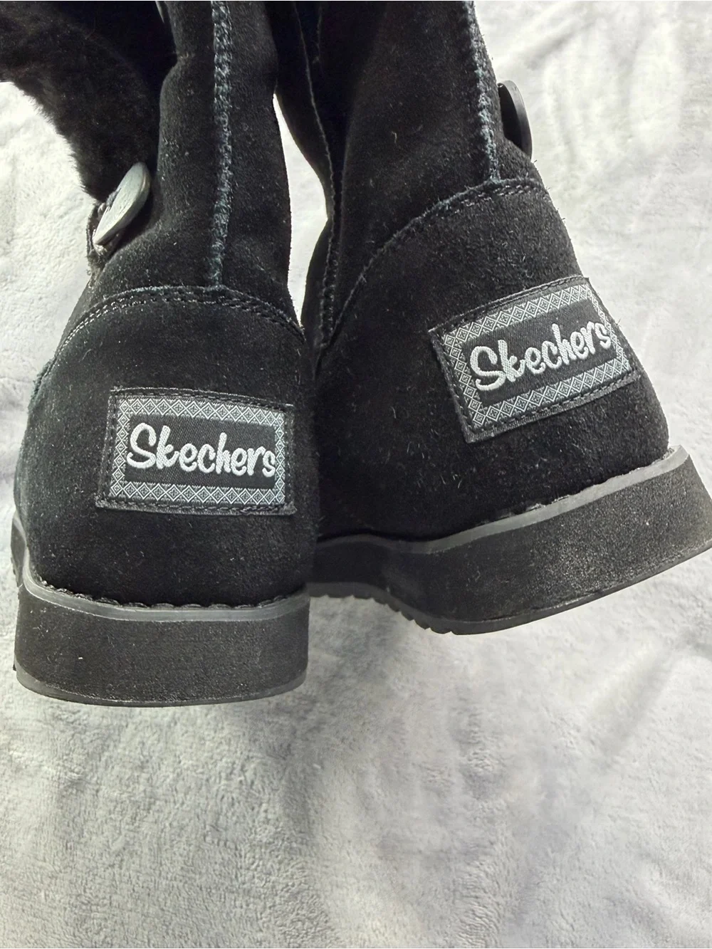Skechers cozy faux
